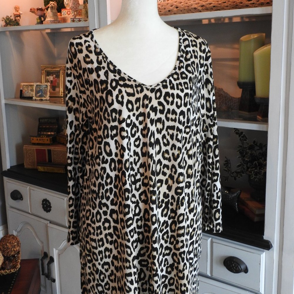 Chico's size 2 Leopard Tunic